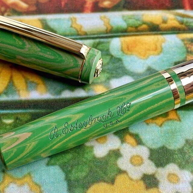 Esterbrook Model J - Lotus Green Ebonite / Gold - Broad Fountain Pen