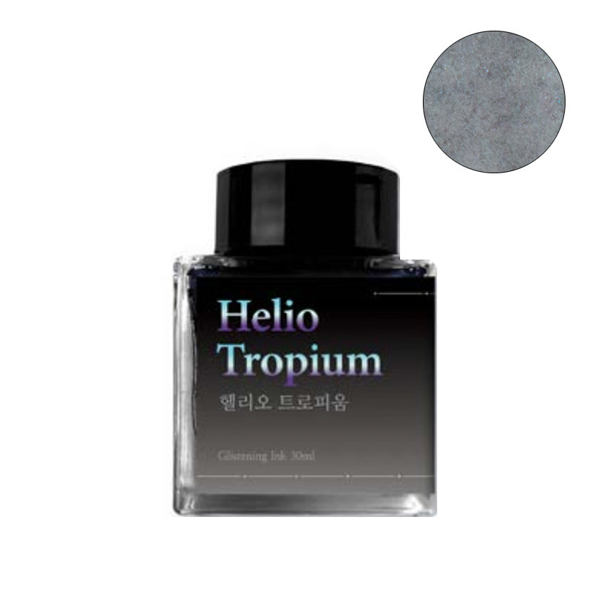 Wearingeul Helio Tropium (Shimmer) fountain pen ink, 30ml bottle, with silvery-gray base and subtle sparkles, shown with a circular swatch highlighting its shimmering effect.