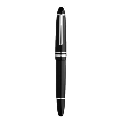 Moonman/Majohn P136 (Black) - Medium nib fountain pen with glossy black barrel, silver-tone trim, and twist-closure cap, ideal for fountain pen enthusiasts.
