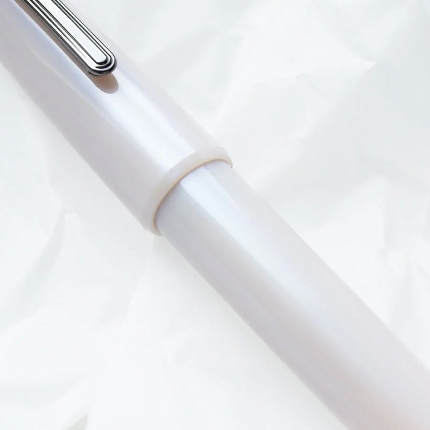 TAG Stationery Usugumo Professional Gear Fountain Pen - Zoom Nib Fountain Pen