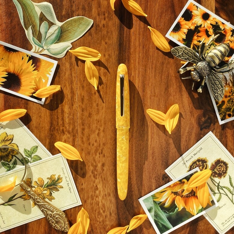Esterbrook Estie - Sunflower / Gold - Journaling (Gena Custom) Fountain Pen