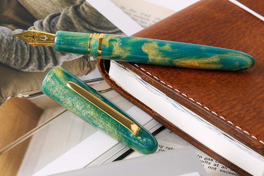 Esterbrook Estie - Accutron Diamond Cast - Medium Fountain Pen