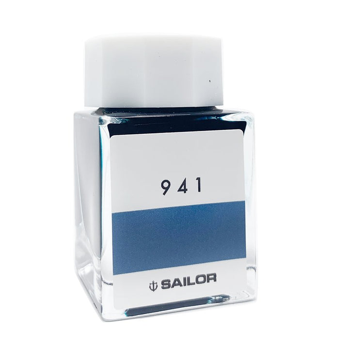 Square glass bottle of Sailor Ink Studio #941, featuring a blue-toned dye-based ink, labeled 941 with Sailor logo. Contains 20ml, measuring 6x3.7x3.7 cm.