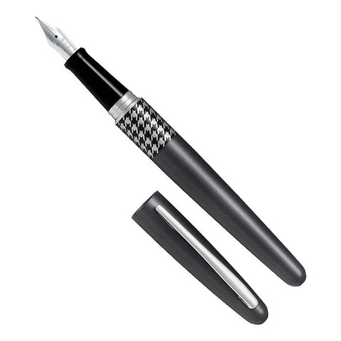 MR3 (Houndstooth)- Fine fountain pen uncapped, displaying its steel nib, black grip, and dark-gray barrel with a houndstooth-patterned ring near the top.