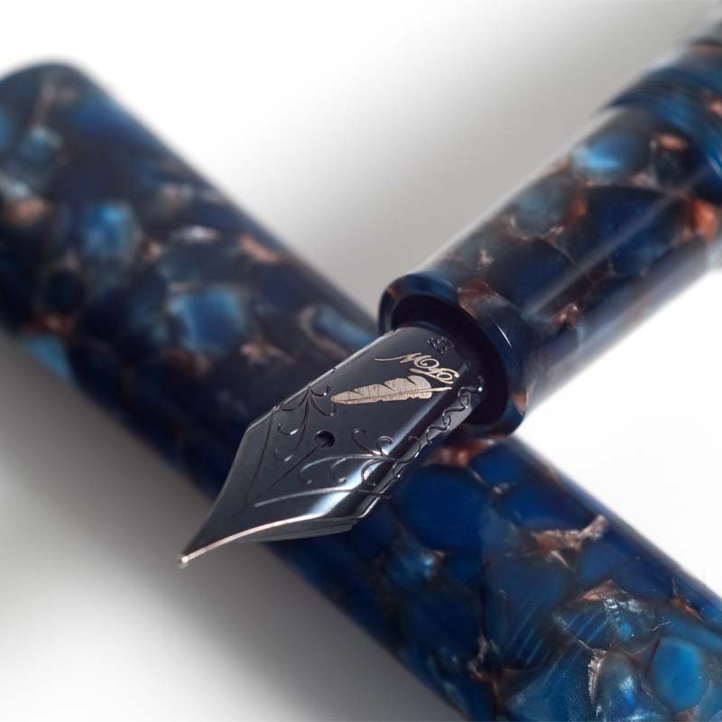 Fine Writing International Blue Scepter (Vacuum) - Broad Fountain Pen