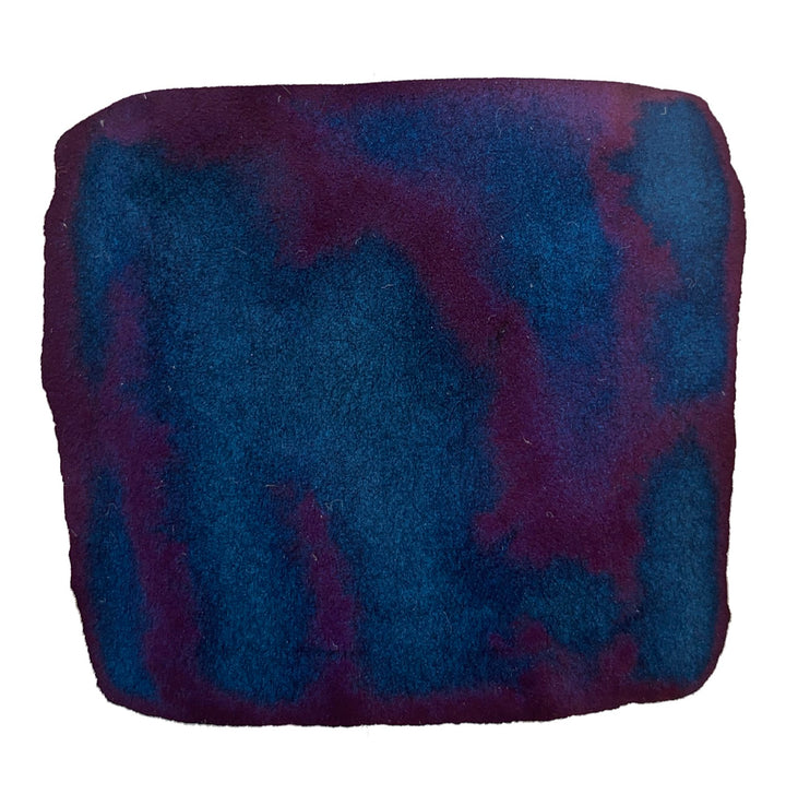 Blue Black - 30ml ink swatch shows deep teal-blue with purplish-red sheen, exemplifying Colorverse's Office Series for professional use.