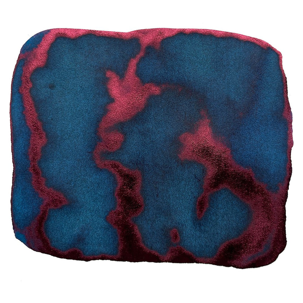 Deep Space Green - 18ml ink swatch displaying deep teal with organic burgundy sheen veins, highlighting its dye-based, sheen properties for pen enthusiasts.
