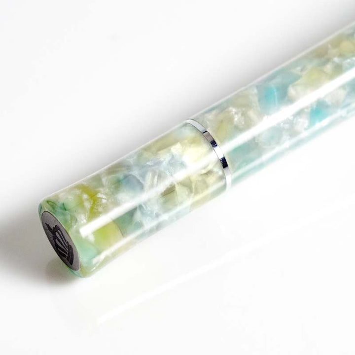 Fine Writing International Green Scepter (Piston) - Broad Fountain Pen