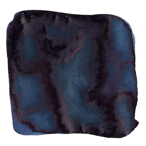 Hangangmul - 2ml dye-based ink sample, depicted alongside a dark, velvety microfiber cloth, part of 3Oysters' I.COLOR.U series inspired by Seoul's colors.