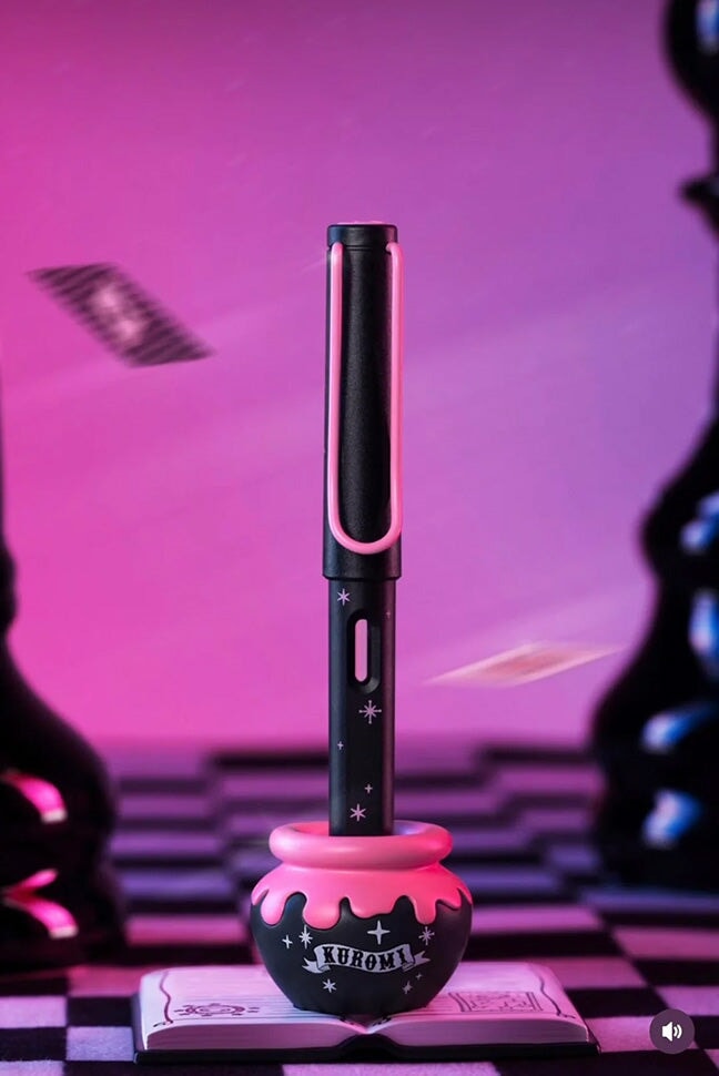 Lamy Lamy x Kuromi Special Edition Safari Set (Broad) Fountain Pen