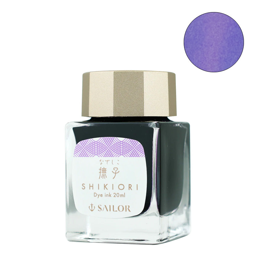 Sailor Shikiori Nadeshiko fountain pen ink, 20ml glass bottle with gold-tone cap, features soft violet-purple swatch, part of the Shikiori Autumn collection.