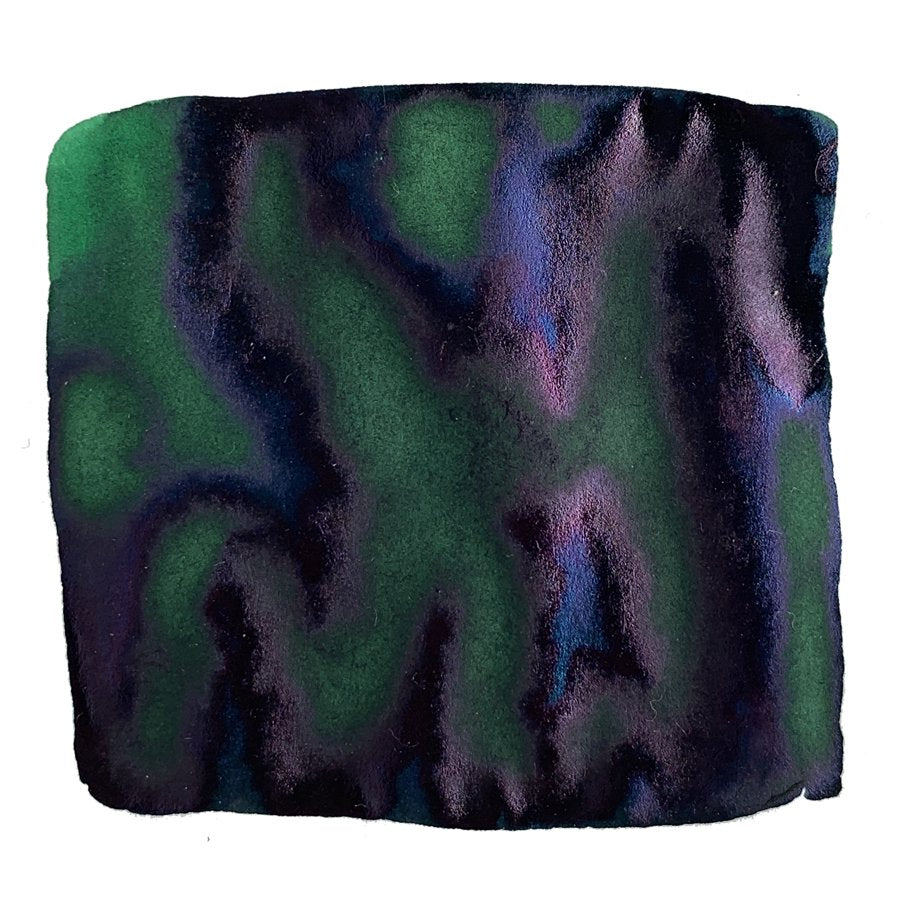 Namsan - 38ml ink swatch showing deep green with metallic purple/blue sheen, reflecting 3Oysters' Seoul-inspired I.COLOR.U series, ideal for creative writing.