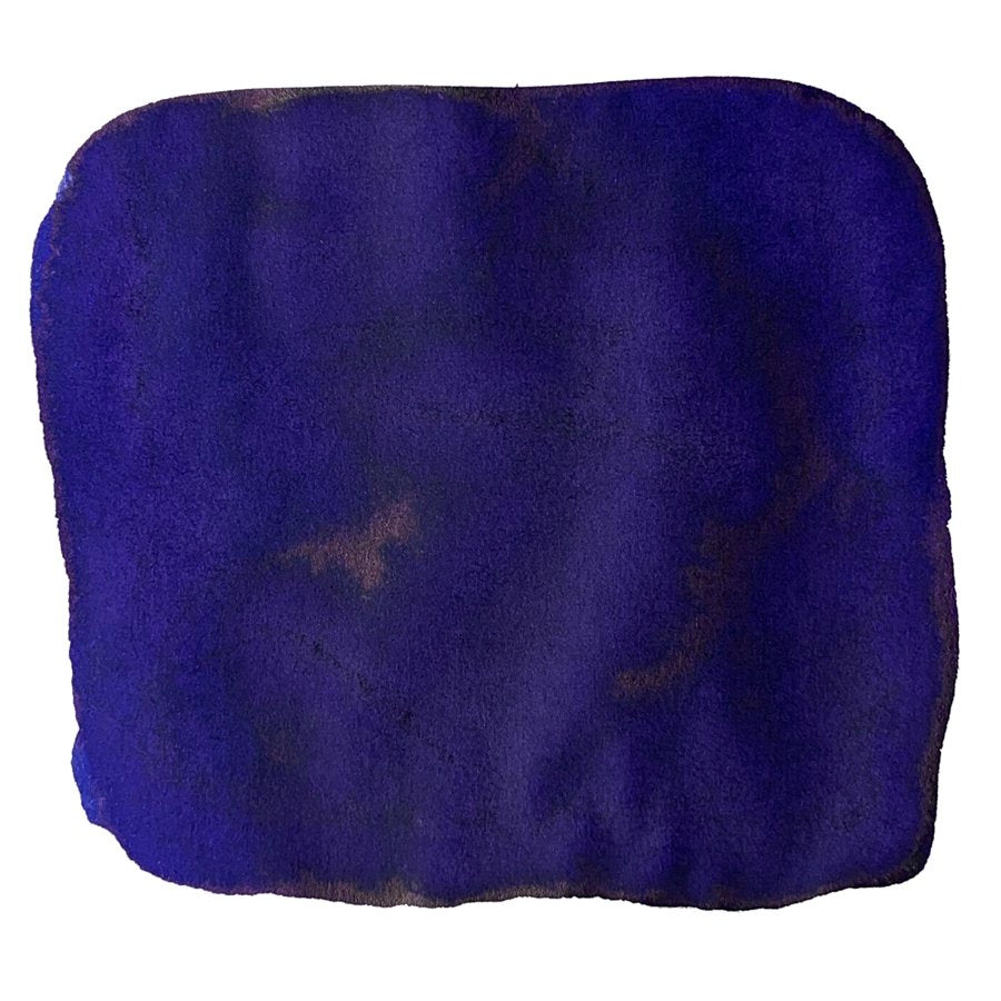 Purple microfiber cloth for cleaning, representing Sailor Ink Studio #843 - 2ml, a dye-based ink with a curated shade from Sailor's 100-color collection.