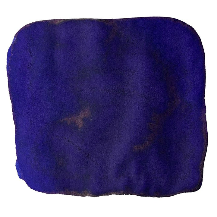 Purple microfiber cloth for cleaning, representing Sailor Ink Studio #843 - 2ml, a dye-based ink with a curated shade from Sailor's 100-color collection.
