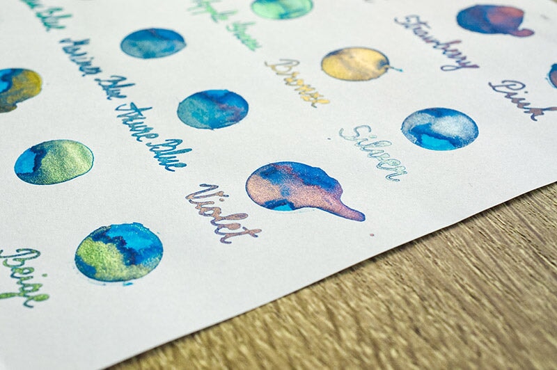 Pennonia Liquid Shimmer (Sötétlila - Dark Lilac) - 15g Bottled Ink
