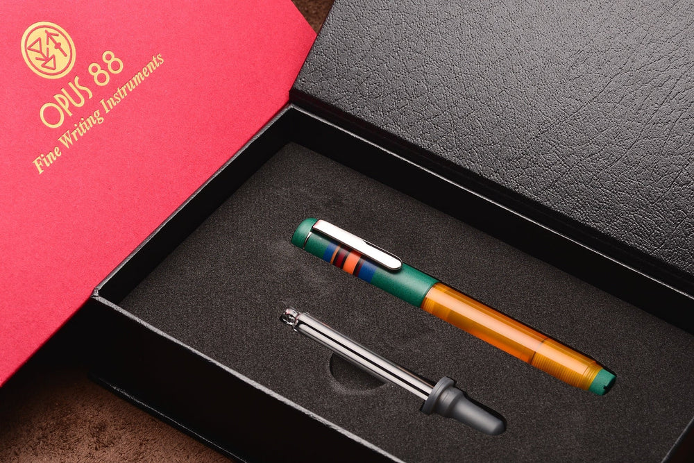 OPUS 88 Fantasia - Green (Broad) Fountain Pen