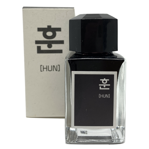 Hun (Black) - 18ml - The Desk Bandit